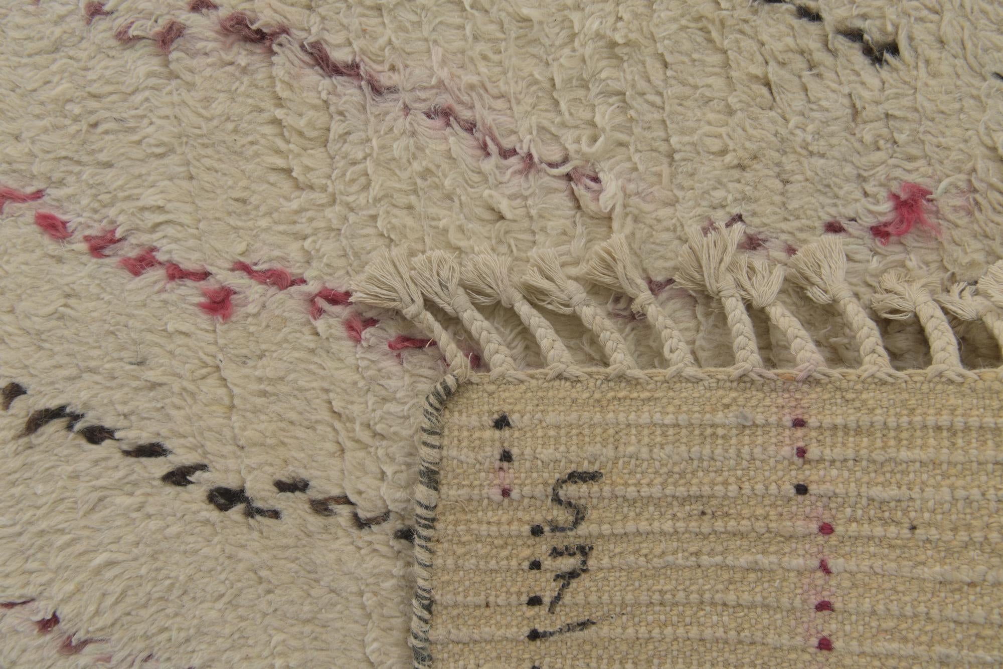 5' 10 x 9' 2 Hand Knotted Moroccan Wool Rug
