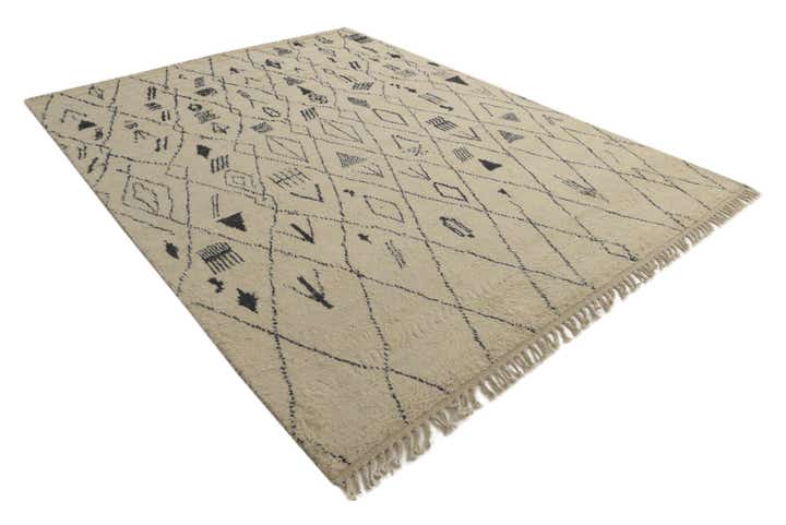 8' x 10' 6 Hand Knotted Moroccan Wool Rug