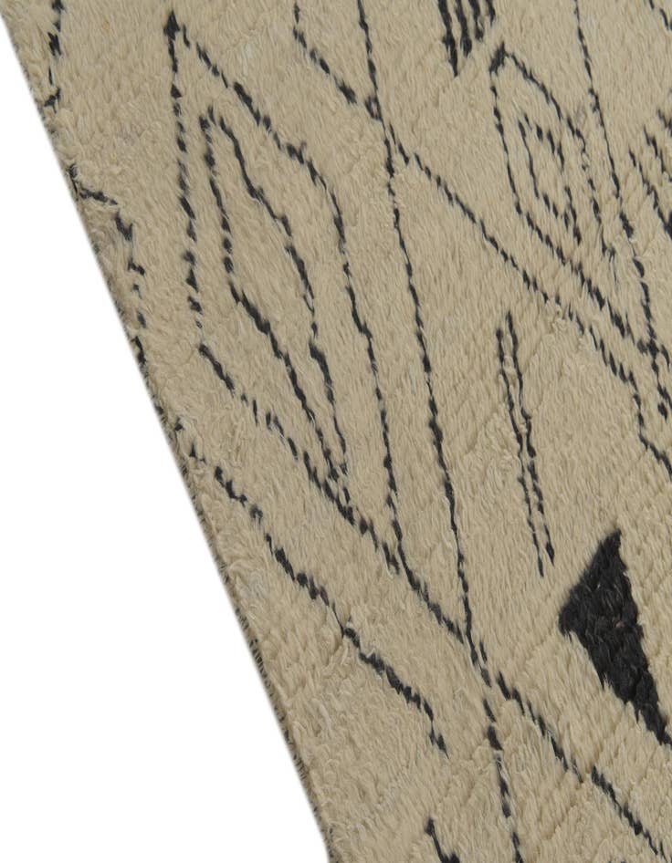 Detail image of 8' x 10' 6  Hand Knotted Moroccan Wool Rug