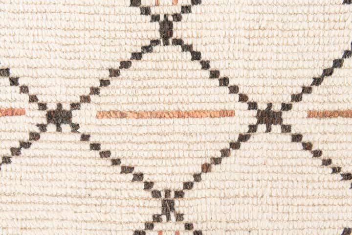 6' x 9' Hand Knotted Moroccan Wool Rug