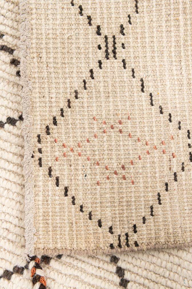 6' x 9' Hand Knotted Moroccan Wool Rug