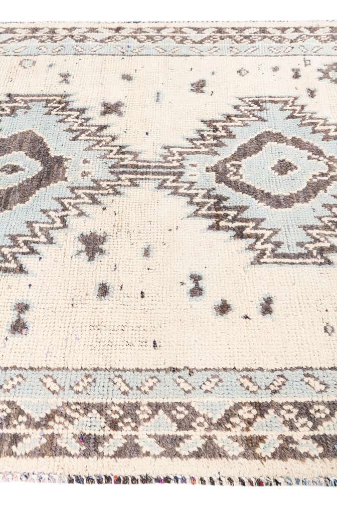 5' 4 x 7' 2 Hand Knotted Moroccan Wool Rug