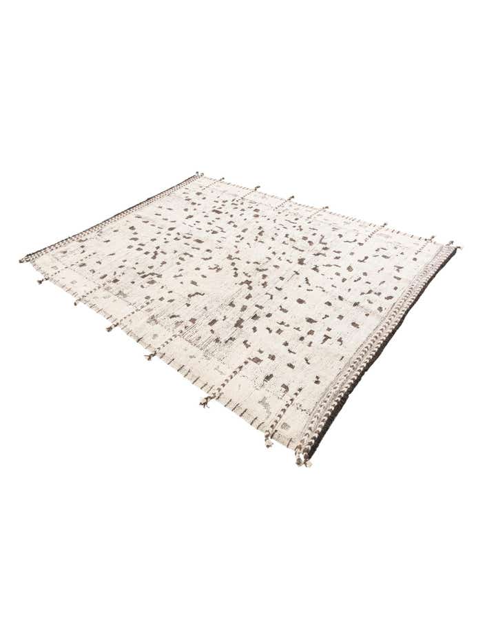 5' 4 x 7' Hand Knotted Moroccan Wool Rug