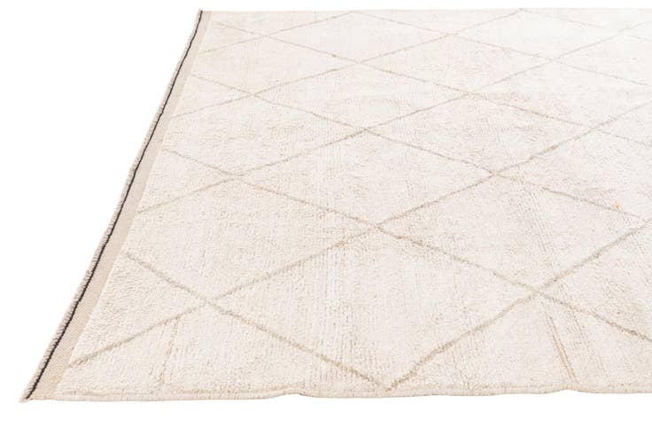 Detail image of 6' 8 x 8' 10 Hand Knotted Moroccan Wool Rug