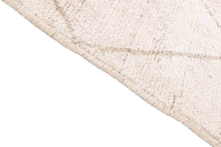 Detail image of 6' 8 x 8' 10 Hand Knotted Moroccan Wool Rug