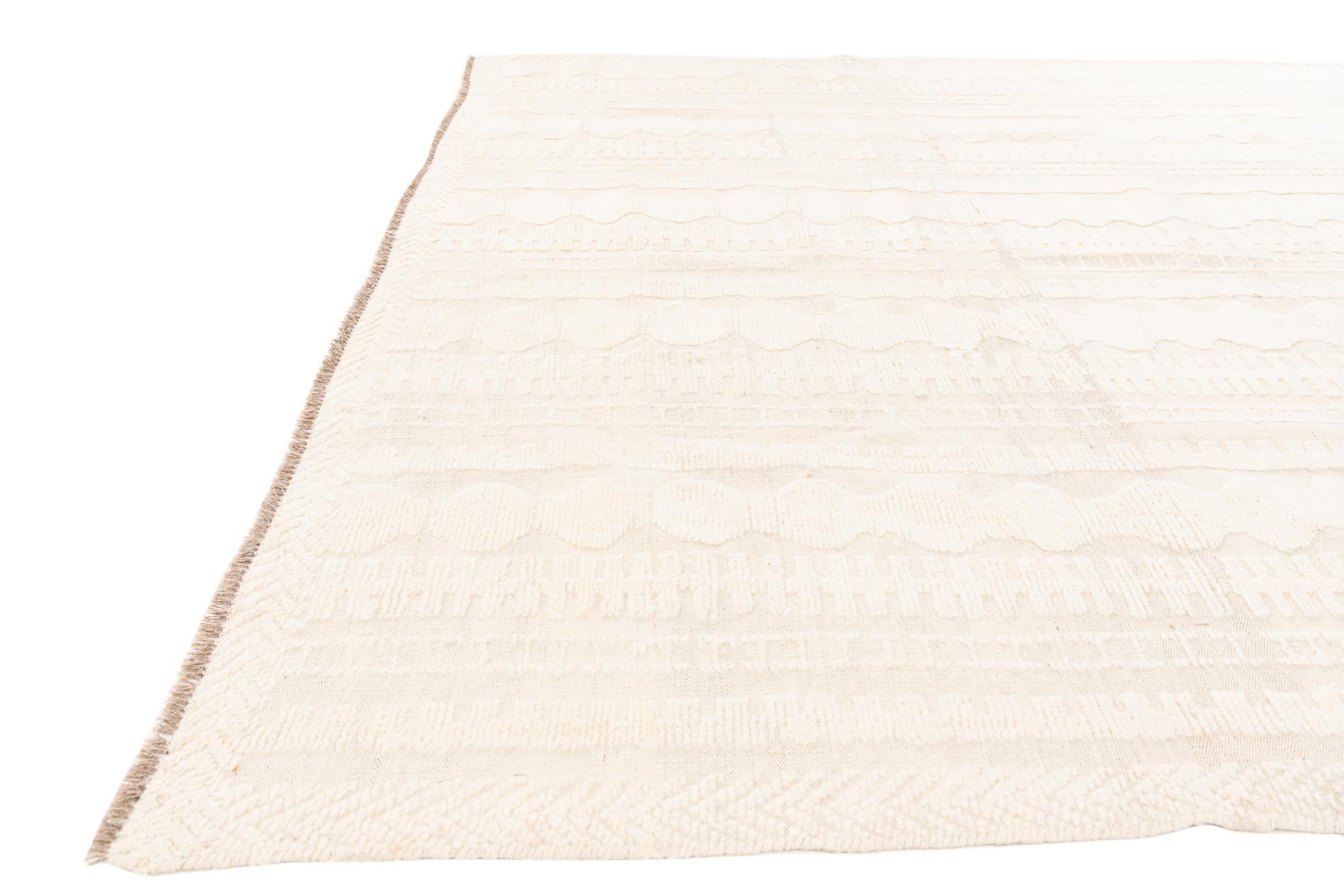 7' 10 x 10' 6 Hand Knotted Moroccan Wool Rug