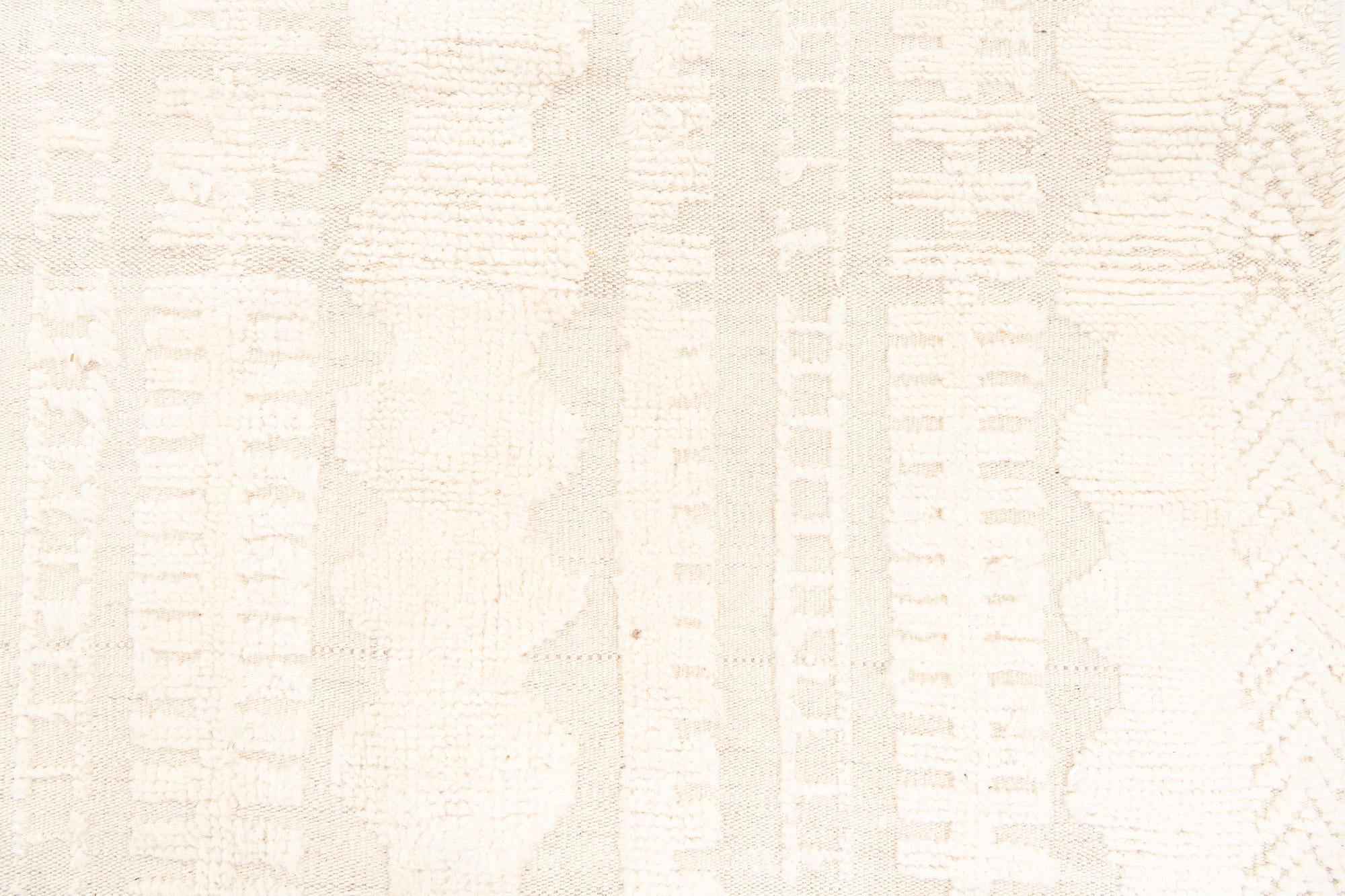 7' 10 x 10' 6 Hand Knotted Moroccan Wool Rug
