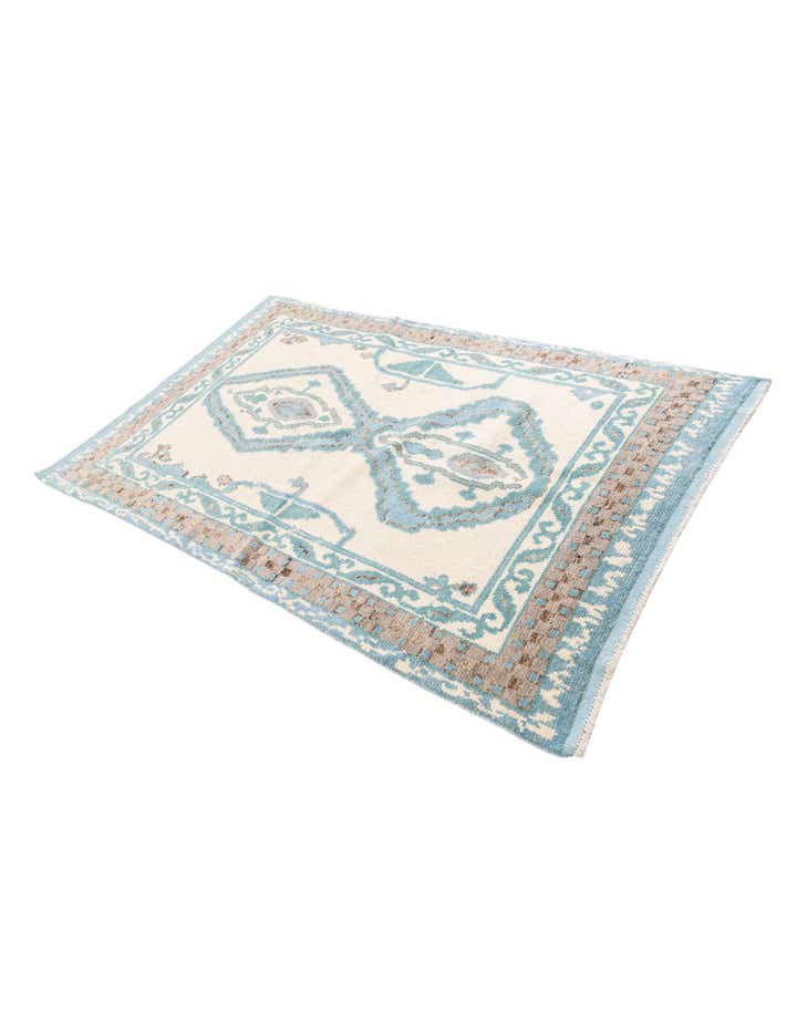 5' 5 x 9' Hand Knotted Moroccan Wool Rug