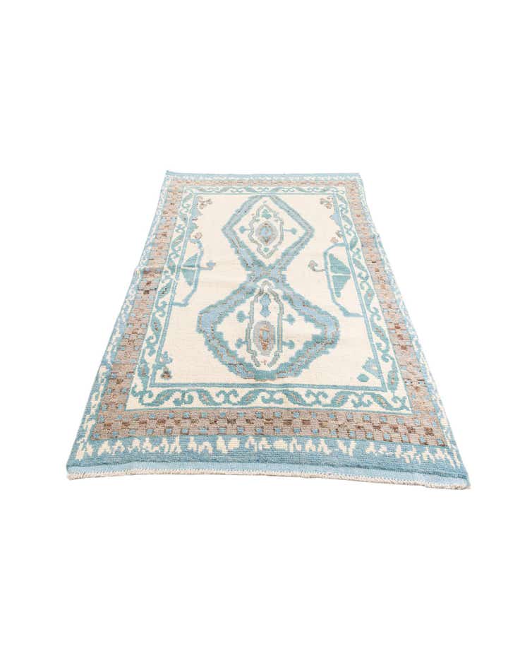 5' 5 x 9' Hand Knotted Moroccan Wool Rug