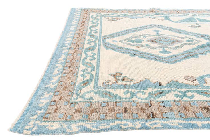 Detail image of 5' 5 x 9' Hand Knotted Moroccan Wool Rug