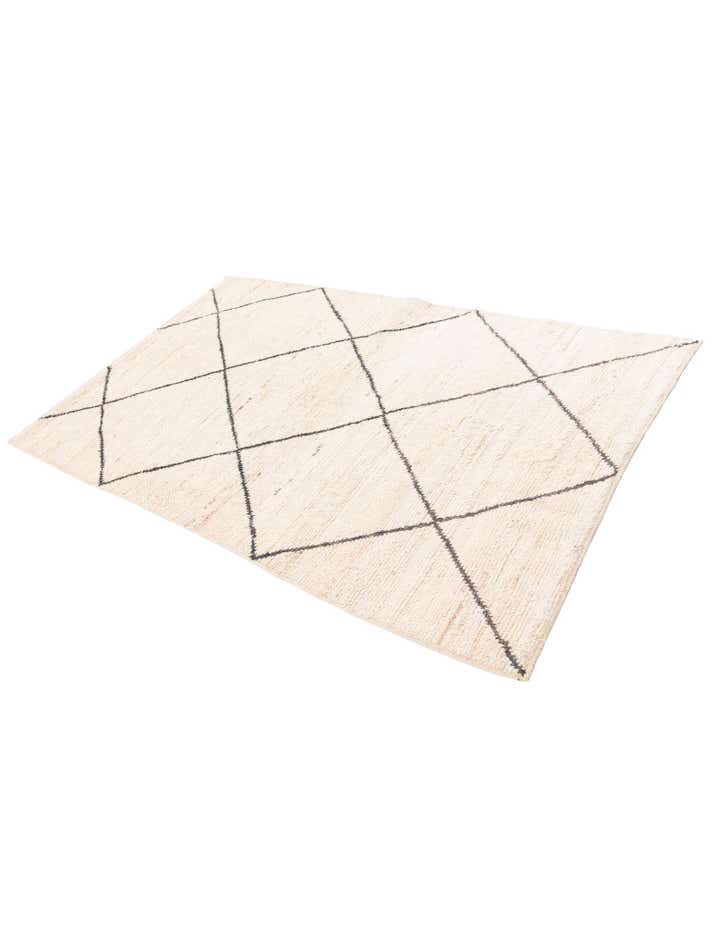 4' 10 x 7' 10 Hand Knotted Moroccan Wool Rug