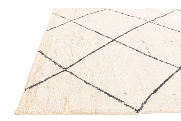 Detail image of 4' 10 x 7' 10 Hand Knotted Moroccan Wool Rug