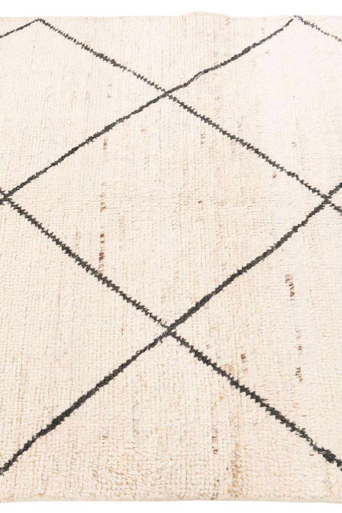 4' 10 x 7' 10 Hand Knotted Moroccan Wool Rug