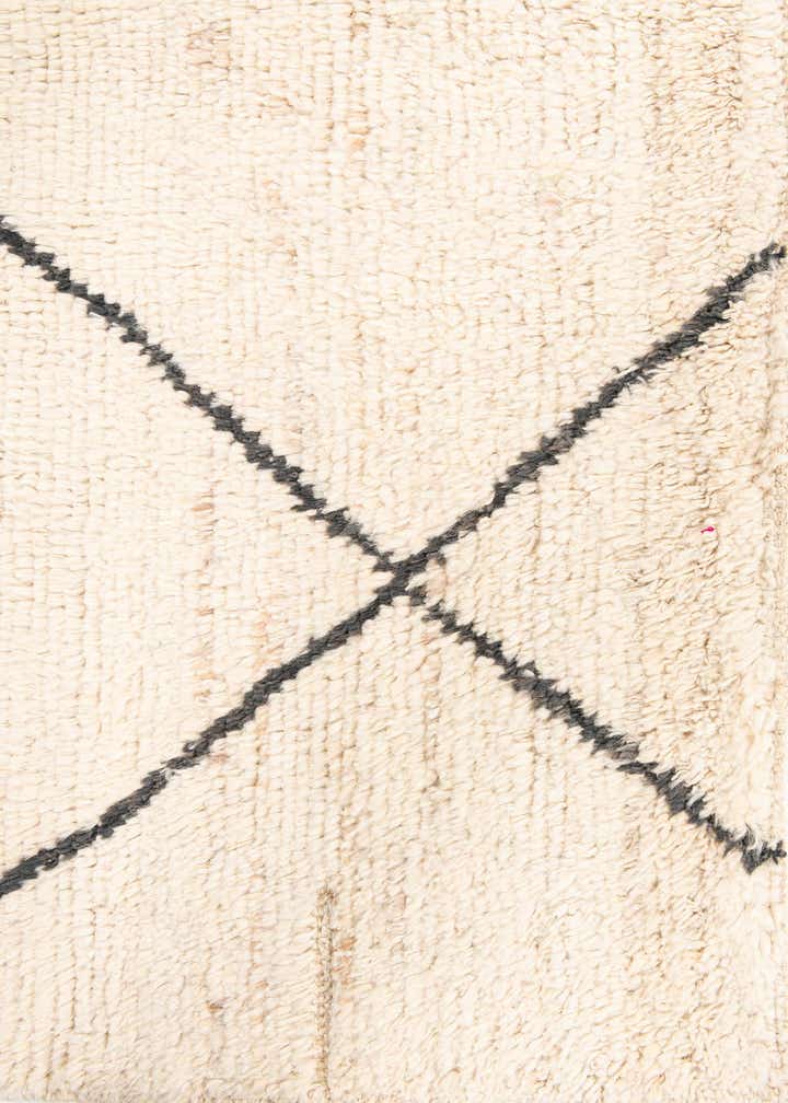 4' 10 x 7' 10 Hand Knotted Moroccan Wool Rug