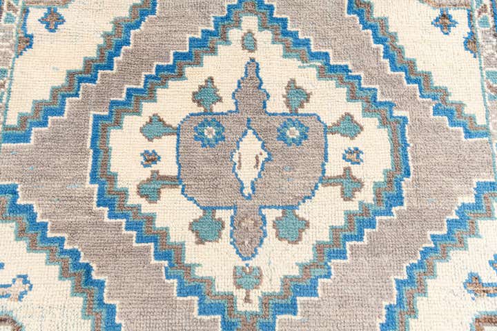 6' x 9' Hand Knotted Moroccan Wool Rug