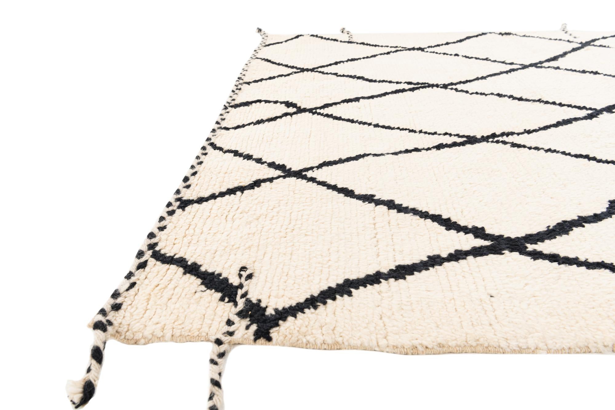 5' 3 x 7' 3 Hand Knotted Moroccan Wool Rug
