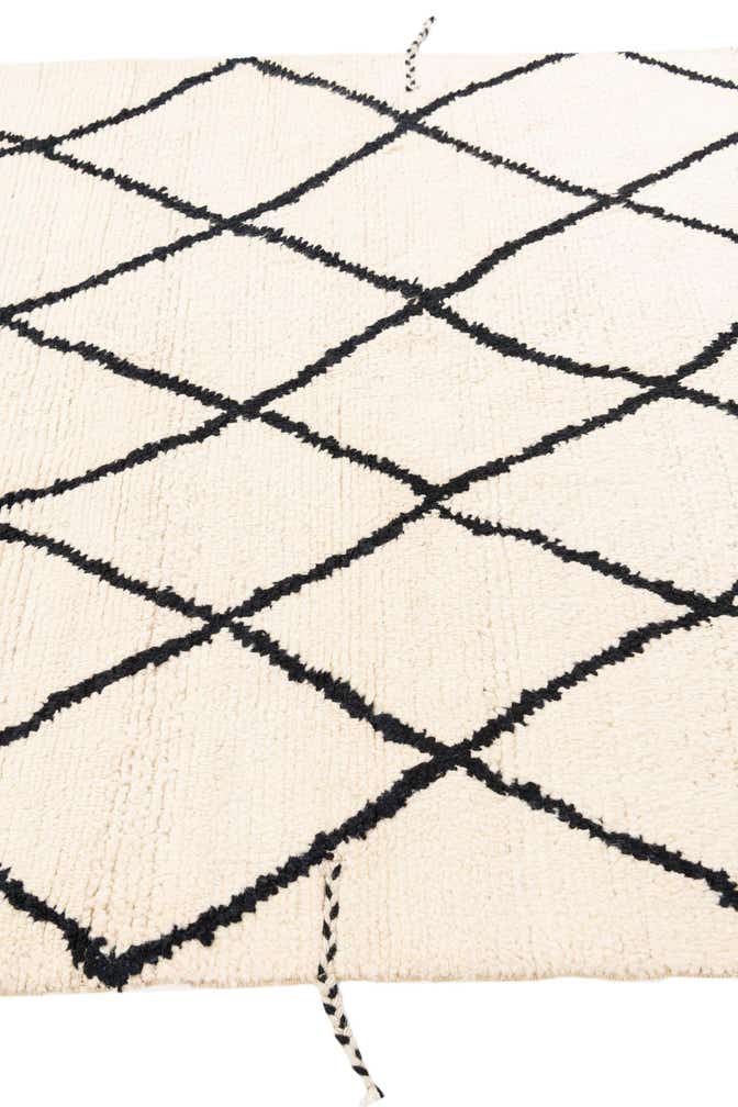 5' 3 x 7' 3 Hand Knotted Moroccan Wool Rug