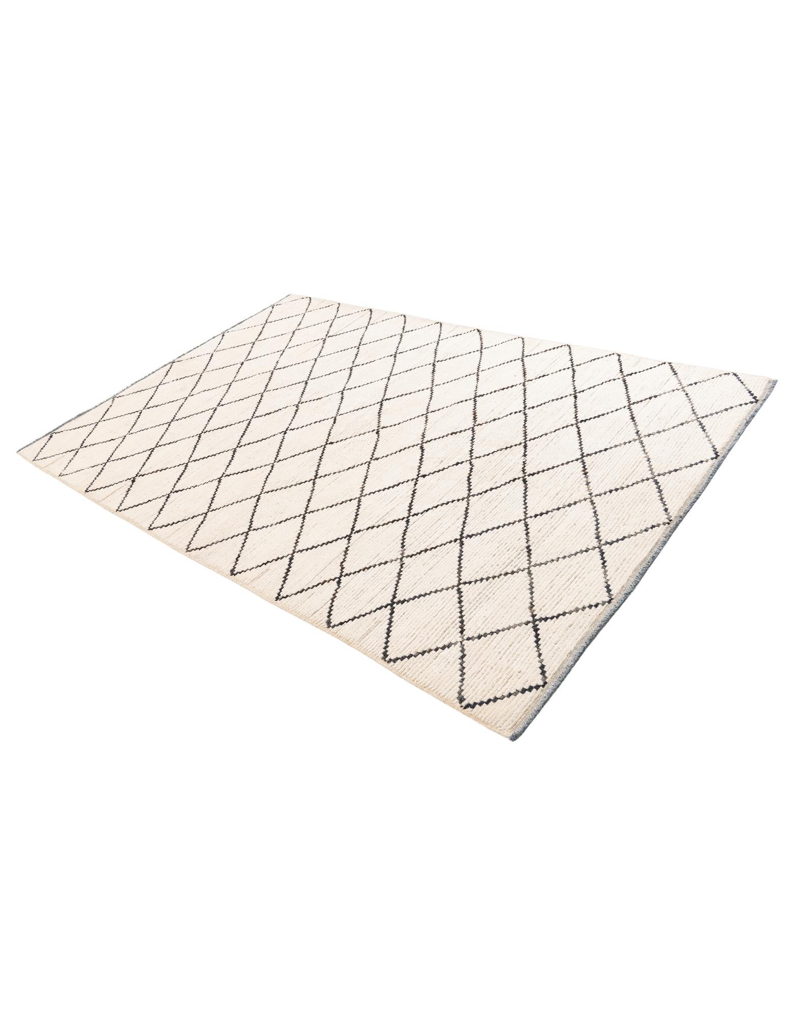 5' 10 x 8' 10 Hand Knotted Moroccan Wool Rug