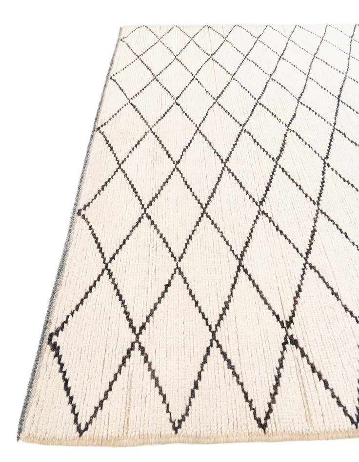 Detail image of 5' 10 x 8' 10 Hand Knotted Moroccan Wool Rug