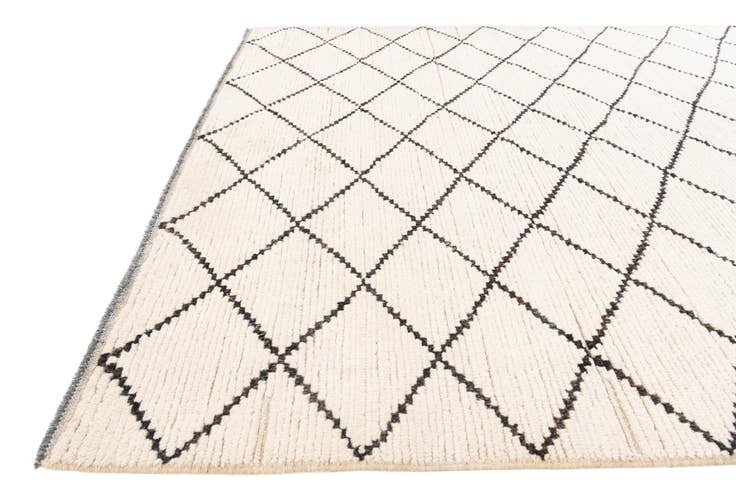 Detail image of 5' 10 x 8' 10 Hand Knotted Moroccan Wool Rug