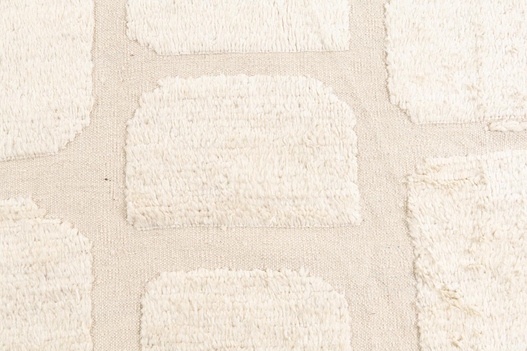 8' 1 x 11' 6 Hand Knotted Moroccan Wool Rug