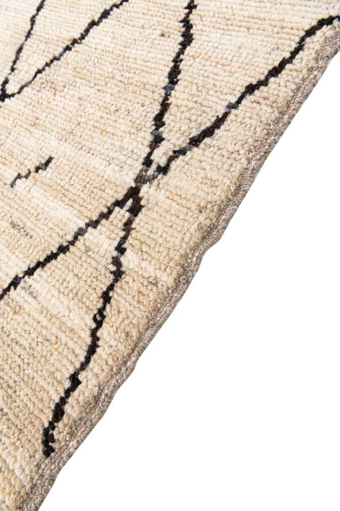 5' 2 x 7' Hand Knotted Moroccan Wool Rug