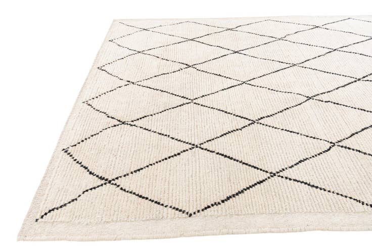 Detail image of 5' 4 x 7' 10 Hand Knotted Moroccan Wool Rug