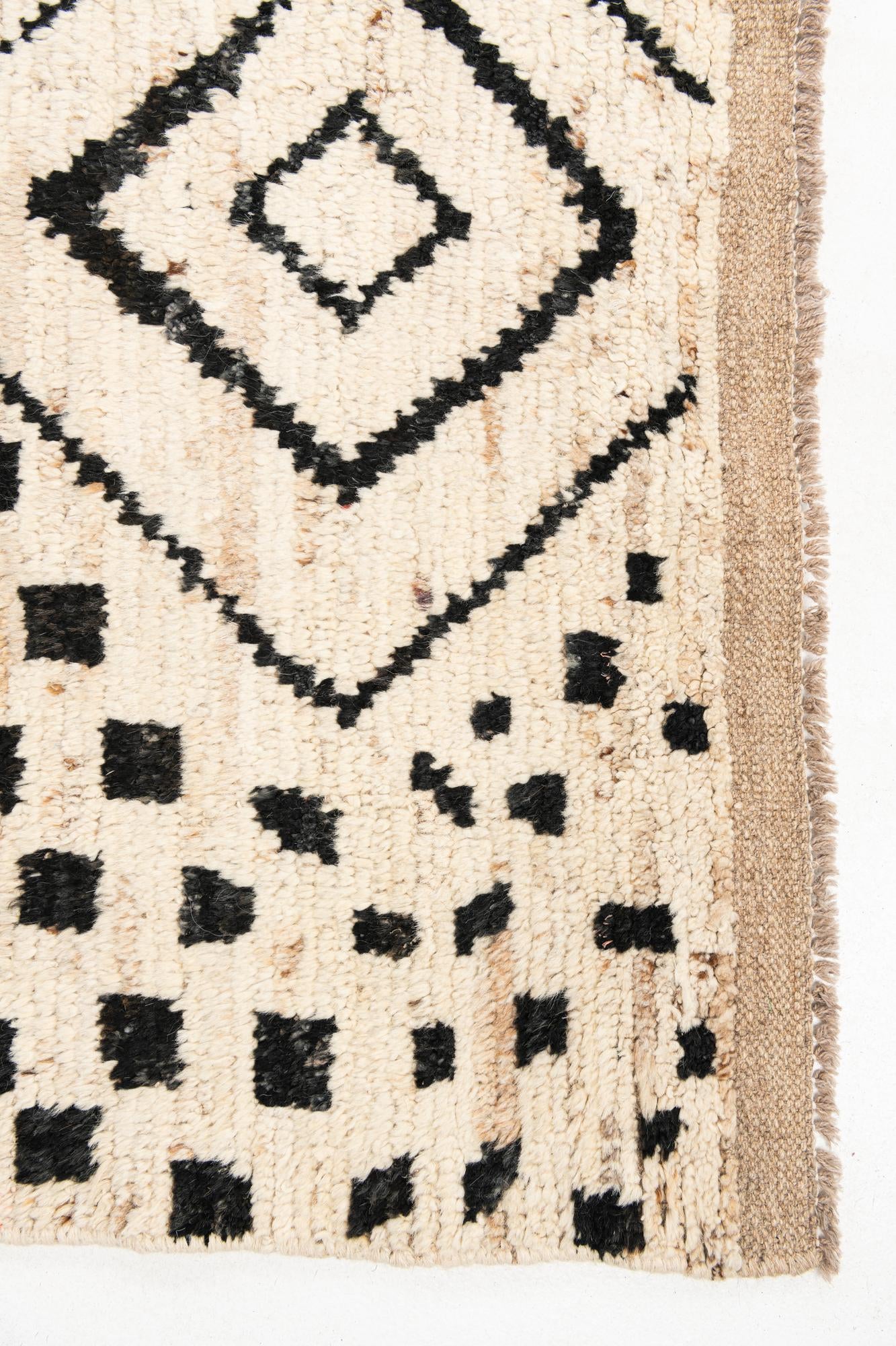 10' 1 x 14' Hand Knotted Moroccan Wool Rug