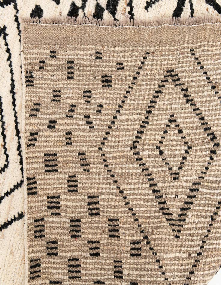 Detail image of 10' 1 x 14' Hand Knotted Moroccan Wool Rug
