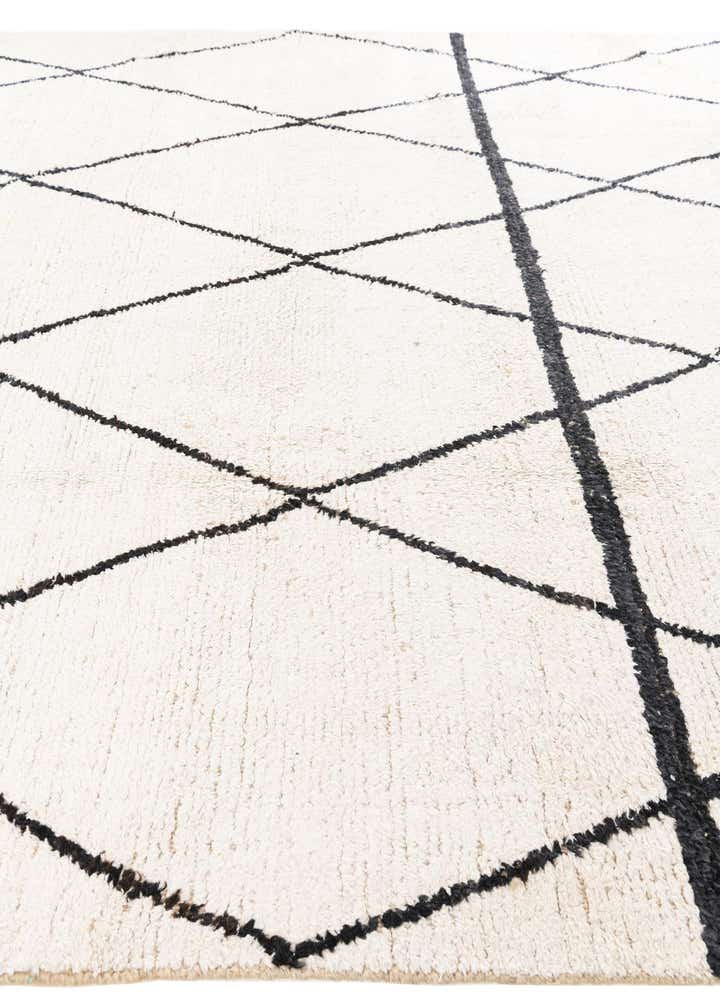 8' x 10' Hand Knotted Moroccan Wool Rug