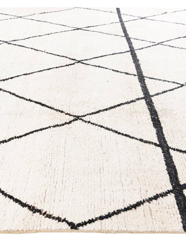 Detail image of 8' x 10' Hand Knotted Moroccan Wool Rug