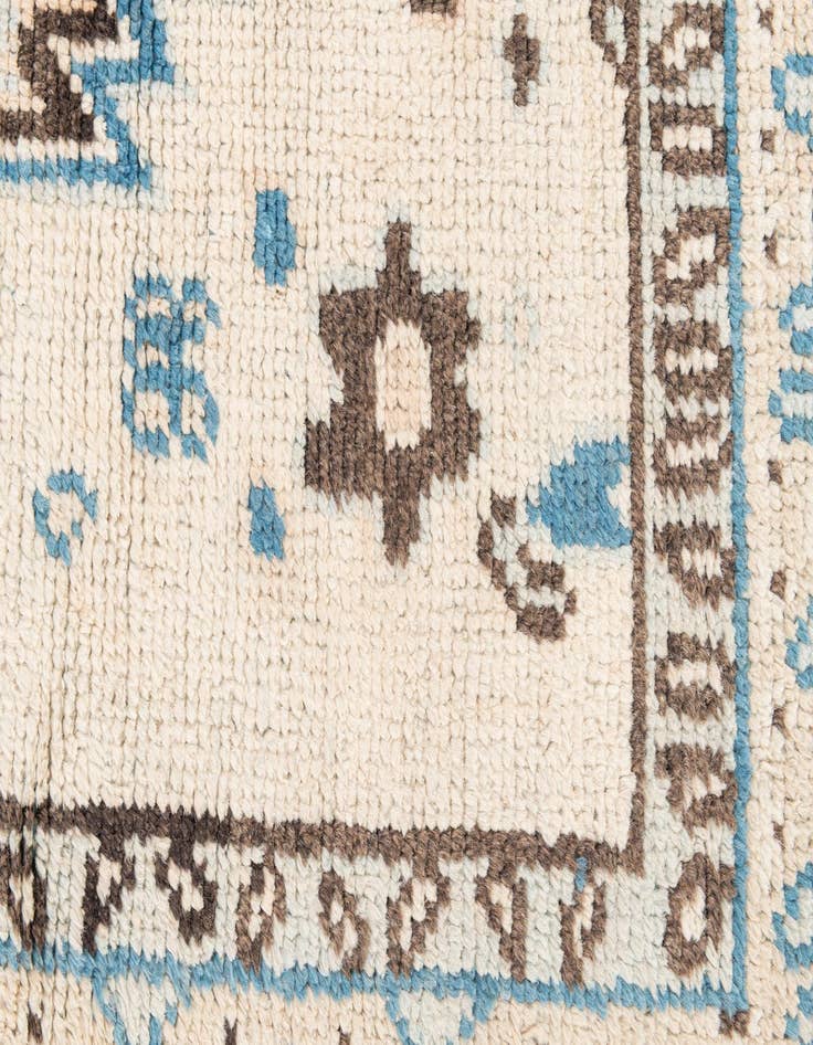Detail image of 5' x 7' 2  Hand Knotted Moroccan Wool Rug