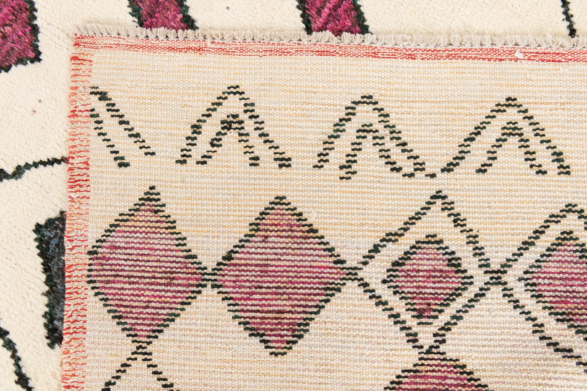 7' 10 x 9' 10 Hand Knotted Moroccan Wool Rug