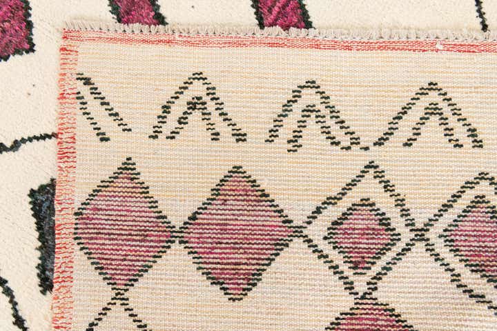 7' 10 x 9' 10 Hand Knotted Moroccan Wool Rug