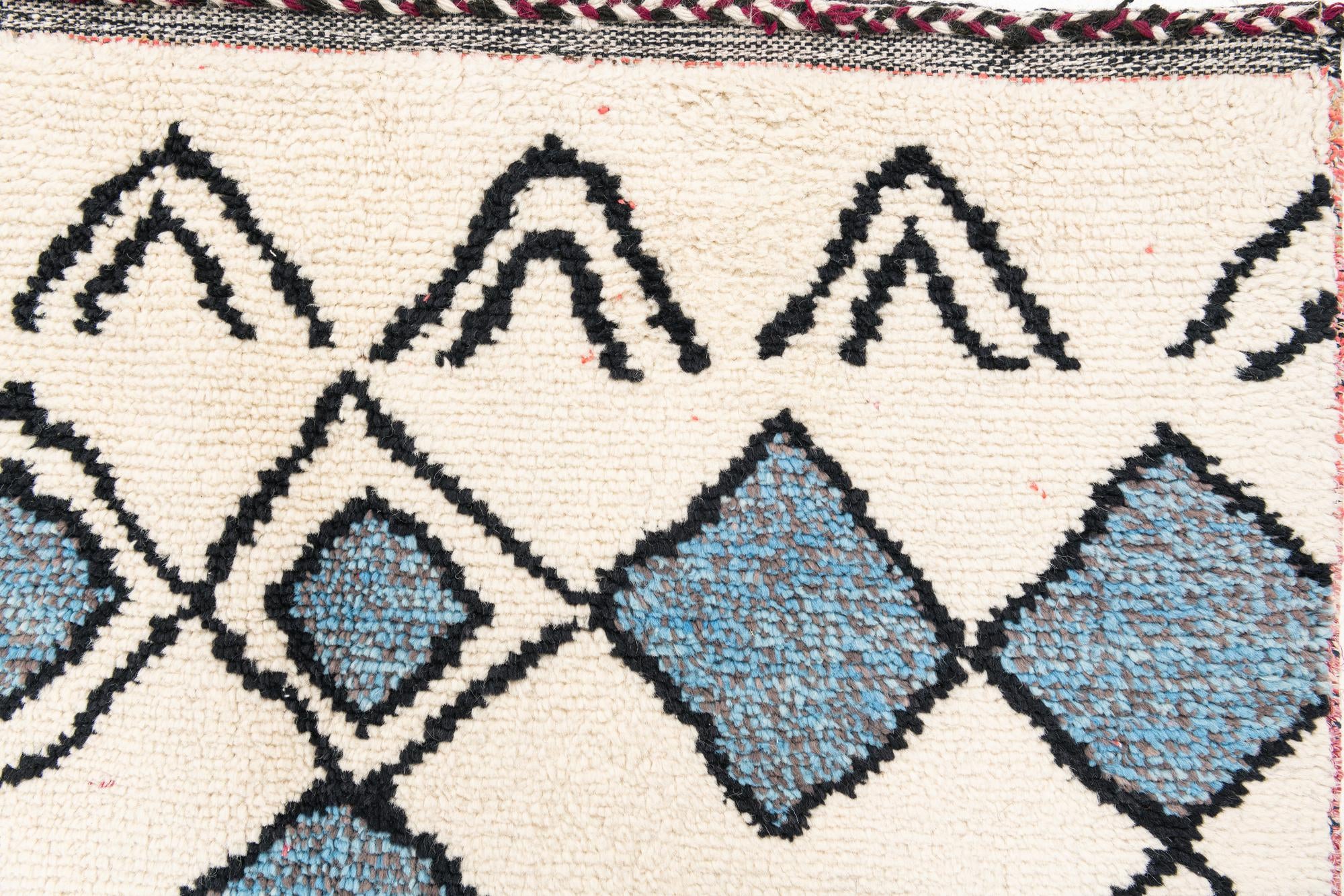 9' x 11' 10 Hand Knotted Moroccan Wool Rug