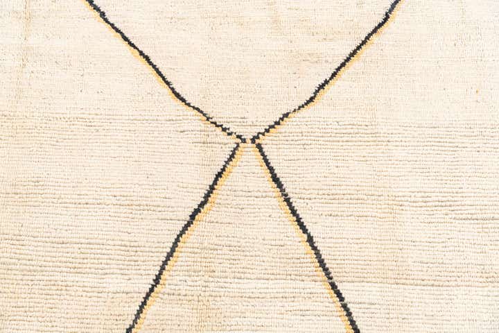 8' x 9' 10 Hand Knotted Moroccan Wool Rug