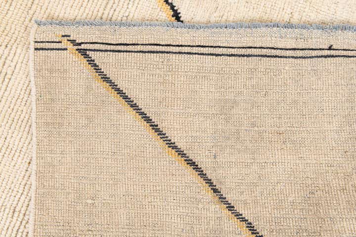 8' x 9' 10 Hand Knotted Moroccan Wool Rug