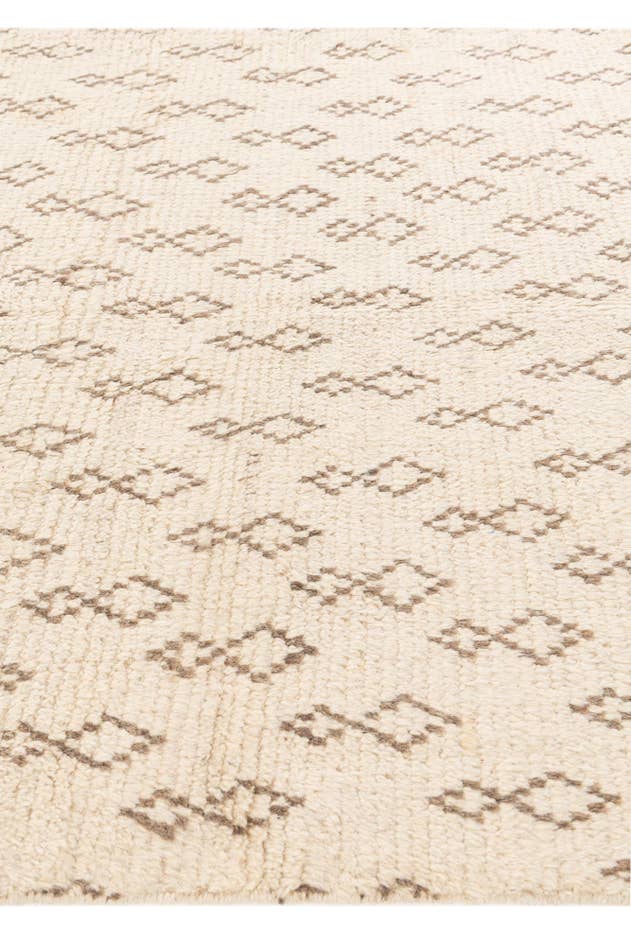 Detail image of 5' x 7' 8 Hand Knotted Moroccan Wool Rug