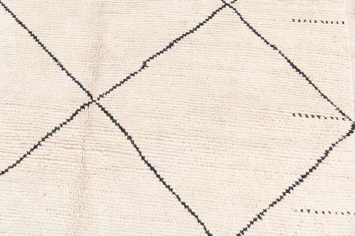 6' 3 x 9' 5 Hand Knotted Moroccan Wool Rug