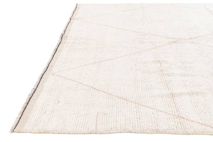 Detail image of 6' 10 x 8' 9 Hand Knotted Moroccan Wool Rug