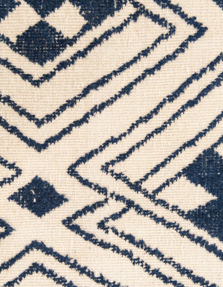 Detail image of 9' x 12' 2  Hand Knotted Moroccan Wool Rug