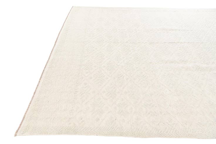 Detail image of 9' x 12' 10 Hand Knotted Moroccan Wool Rug