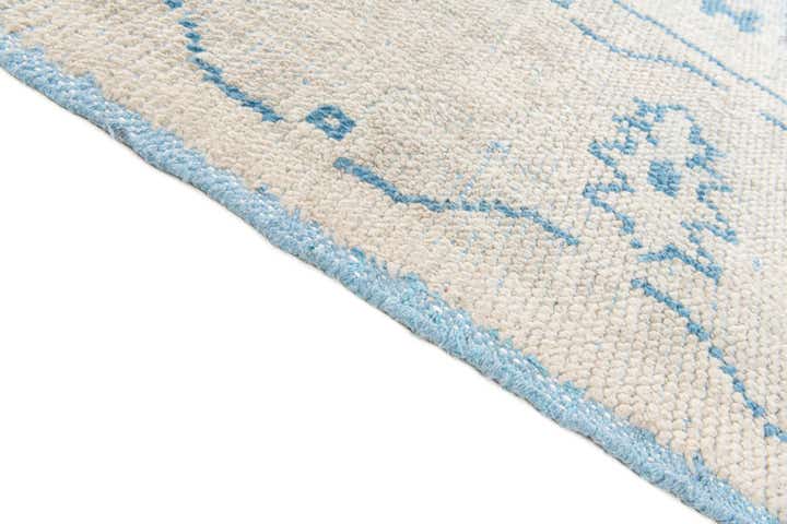 7' 9 x 10' 1 Hand Knotted Moroccan Wool Rug