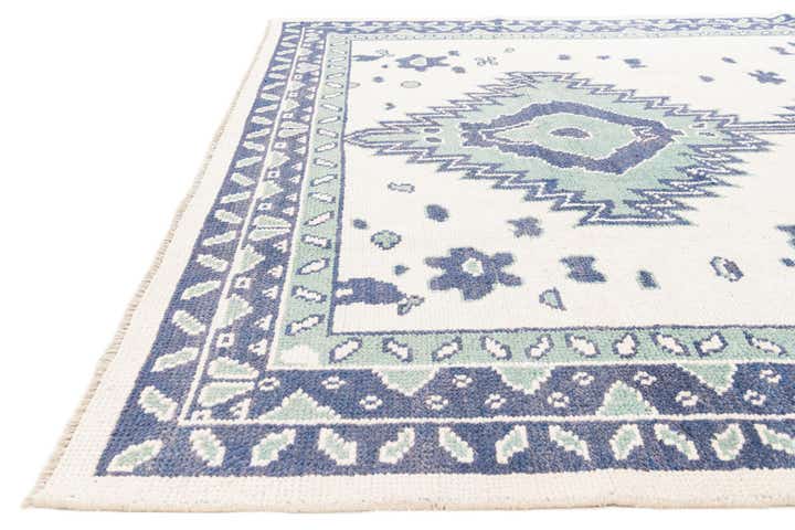 7' 10 x 9' 10 Hand Knotted Moroccan Wool Rug