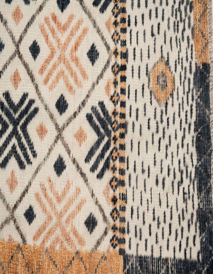 Detail image of 7' 7 x 10' 7  Hand Knotted Moroccan Wool Rug
