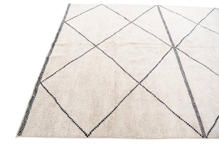 Detail image of 6' 5 x 9' 1 Hand Knotted Moroccan Wool Rug