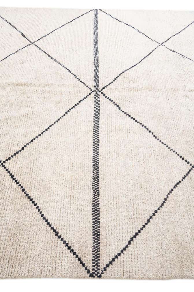 6' 5 x 9' 1 Hand Knotted Moroccan Wool Rug