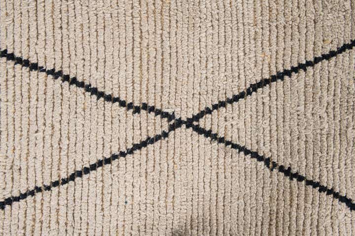 6' 9 x 9' Hand Knotted Moroccan Wool Rug