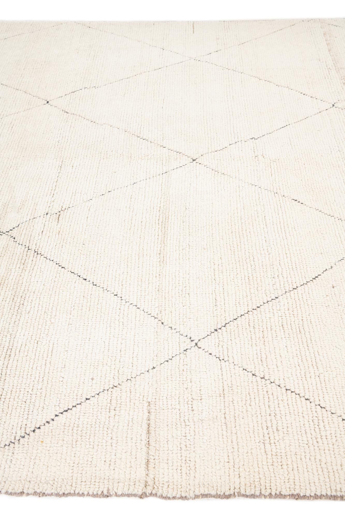 6' 10 x 8' 8 Hand Knotted Moroccan Wool Rug