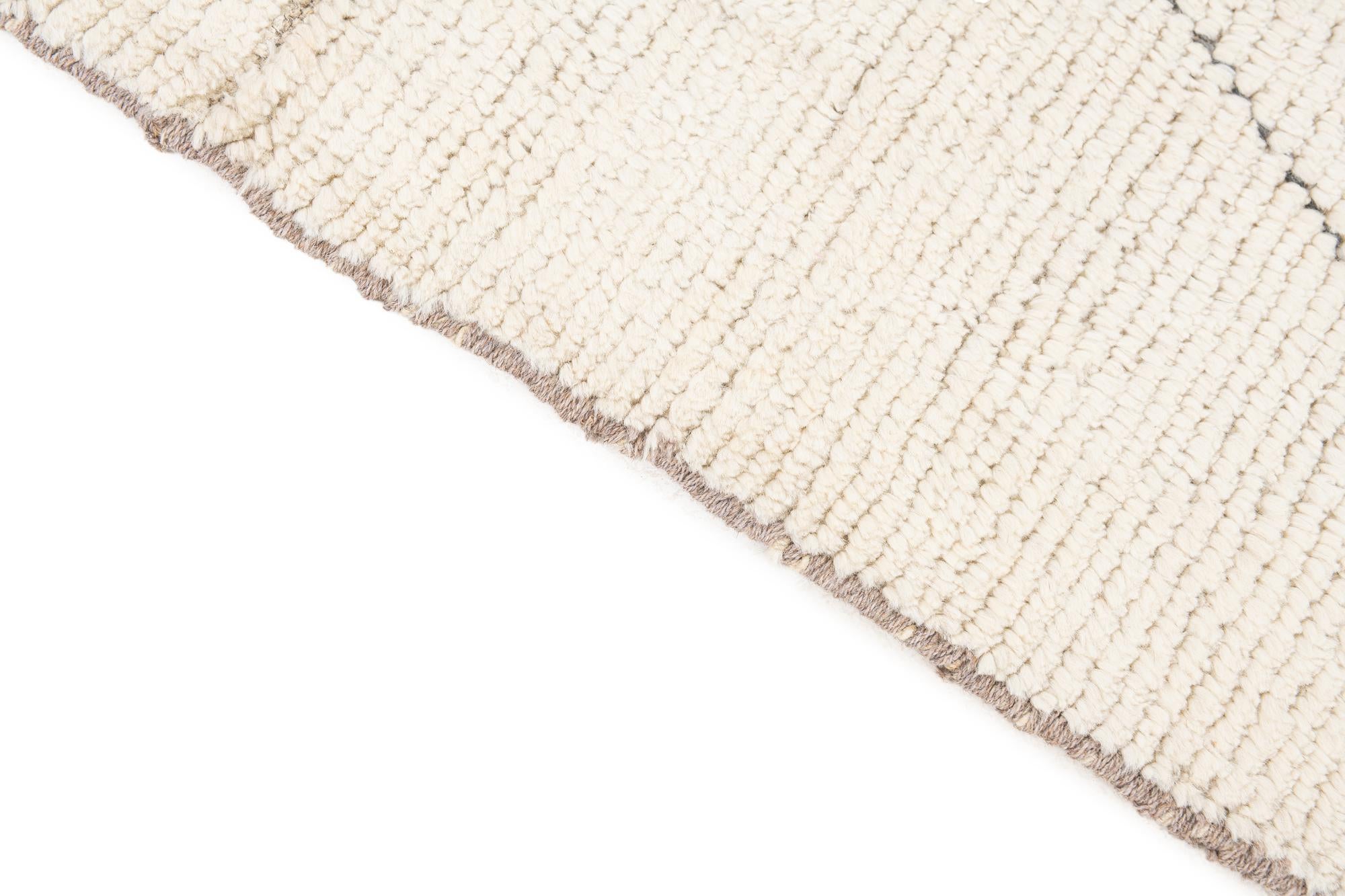6' 10 x 8' 8 Hand Knotted Moroccan Wool Rug